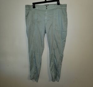 White House Black Market Women's Midrise Pret A Petty Pants